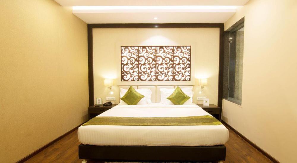 Hotel Kc Manor à Jamshedpur Extérieur photo