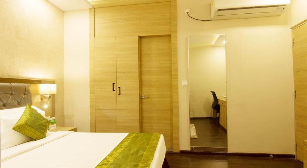 Hotel Kc Manor à Jamshedpur Extérieur photo